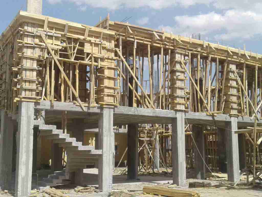 Feke İnşaat Kalıpçısı